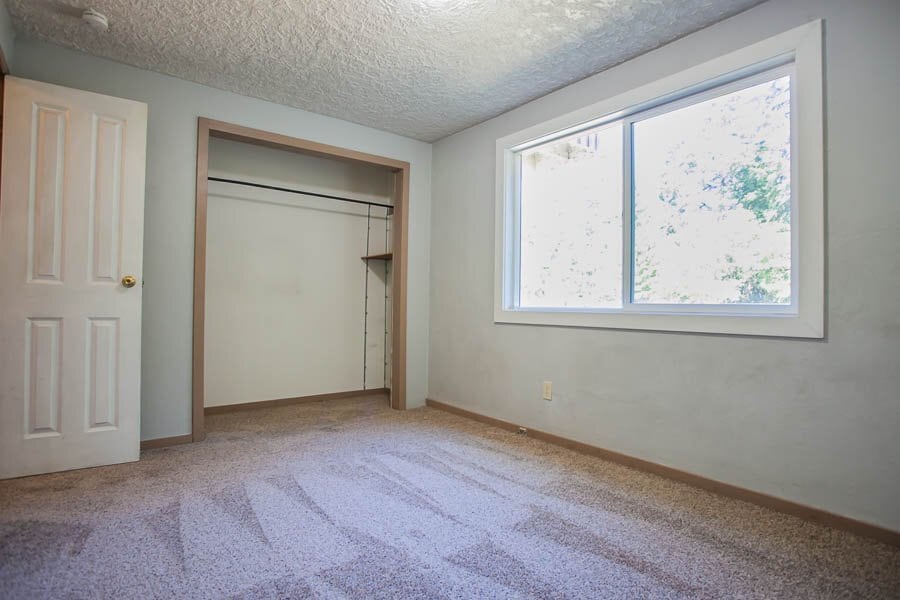 Building Photo - 95 Rattlesnake Rd