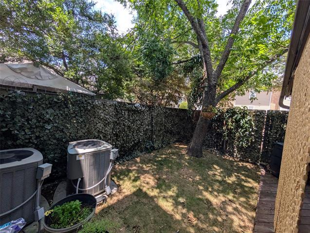 Building Photo - 8655 Brittania Ct