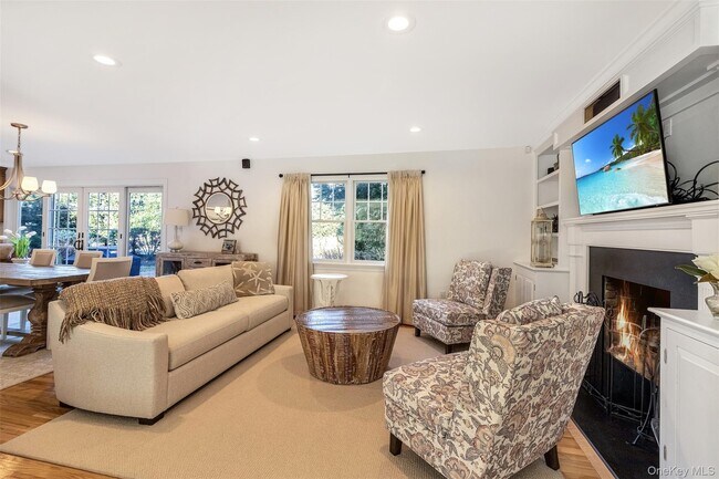 Building Photo - 435 Luptons Point Rd