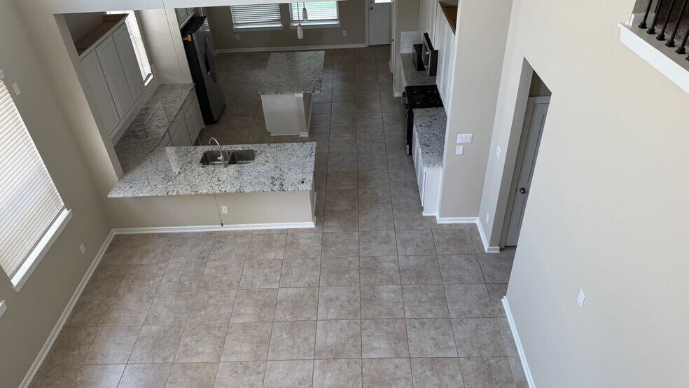 Building Photo - 16018 Muster Oak Dr