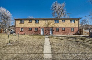 Building Photo - 1005 Newton St