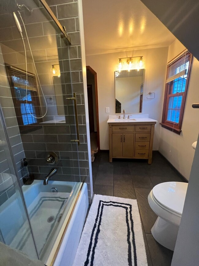 Building Photo - 7110 Ayers Meadow Ln