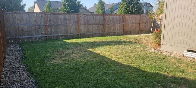 Building Photo - Master Suite and Junior Suite with its own attached bathroom