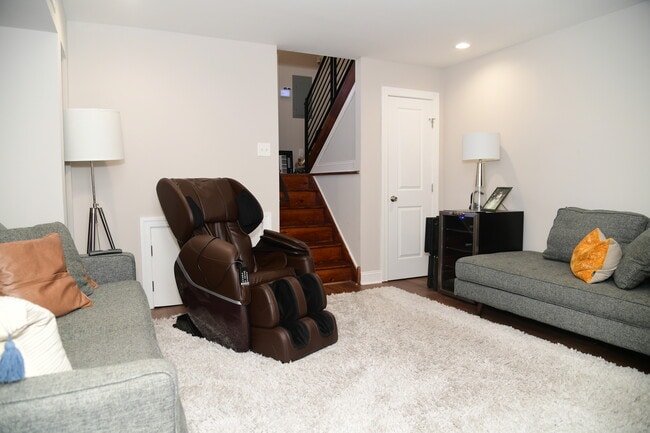 Basement Den - 6256 Osage Ave