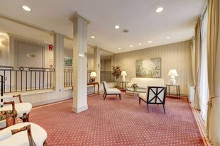 Building Photo - 4390 Lorcom Ln