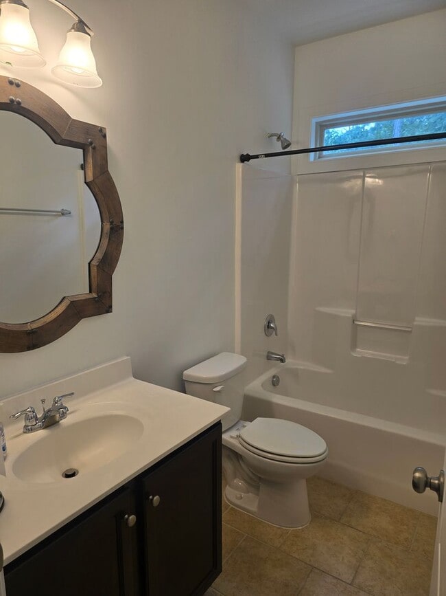 Building Photo - The Parks at Meadowview