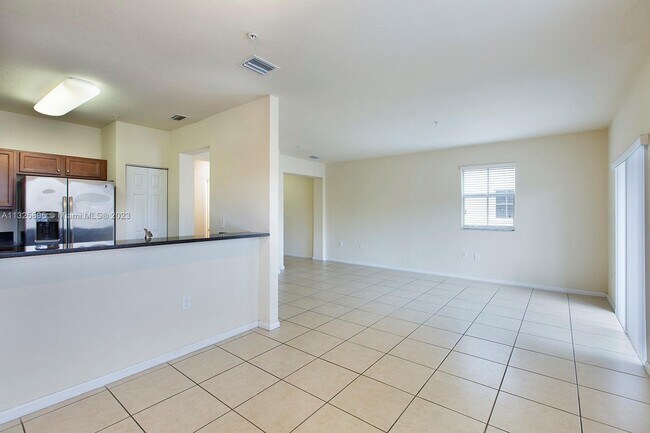 Building Photo - 8760 NW 97th Ave