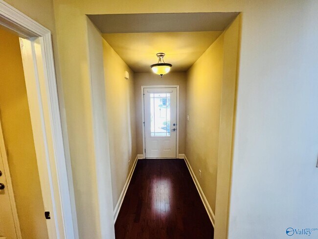 Building Photo - 111 Pembridge Ln