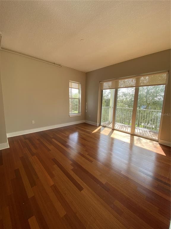 Building Photo - 1501 Doyle Carlton Dr