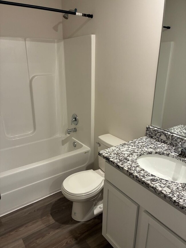 Building Photo - 105 S Osprey Ct