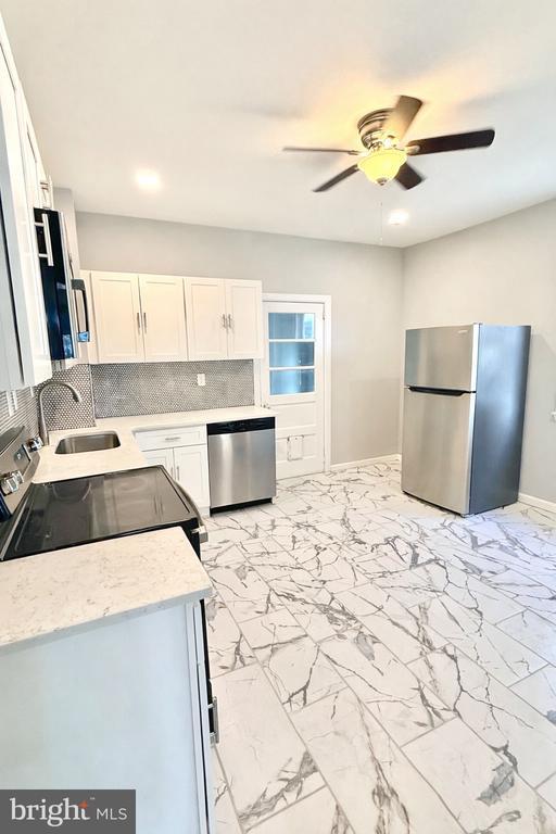 Building Photo - 307 Washington St