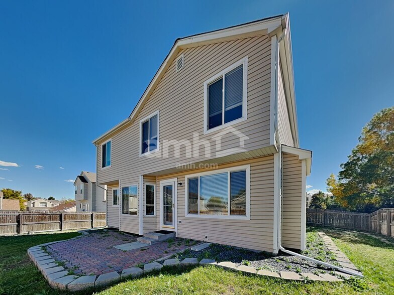 Building Photo - 15625 E 99th Ave