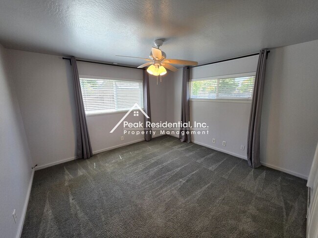 Building Photo - Very Nice 3bd/1.5ba House!