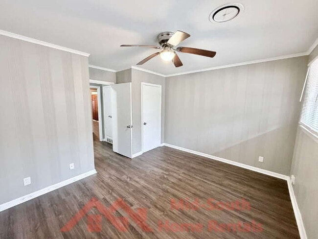 Building Photo - 4349 Newton Dr