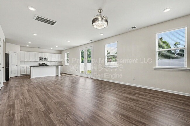 Building Photo - 6018 Weddington Pointe Dr