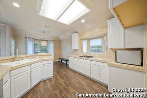 Building Photo - 1610 Adobe Square Dr