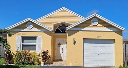 Building Photo - 277 SW 159th Terrace