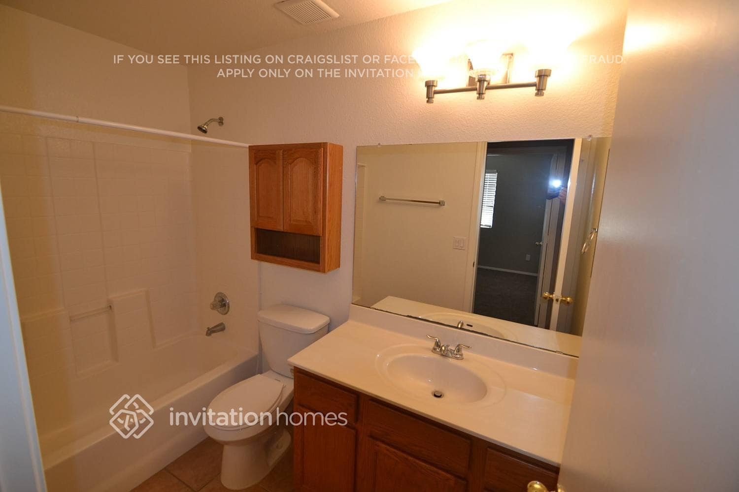 Building Photo - 1176 W 21st Ave