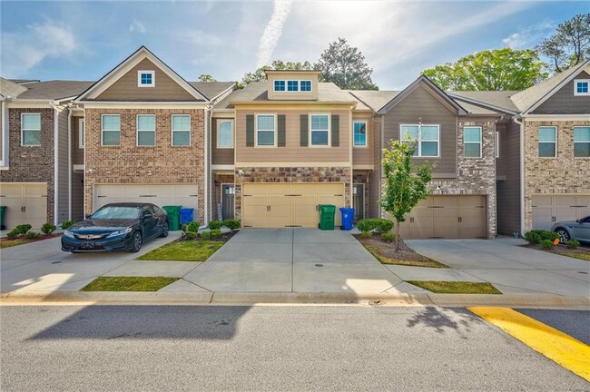 Building Photo - 2235 Mulsanne Dr