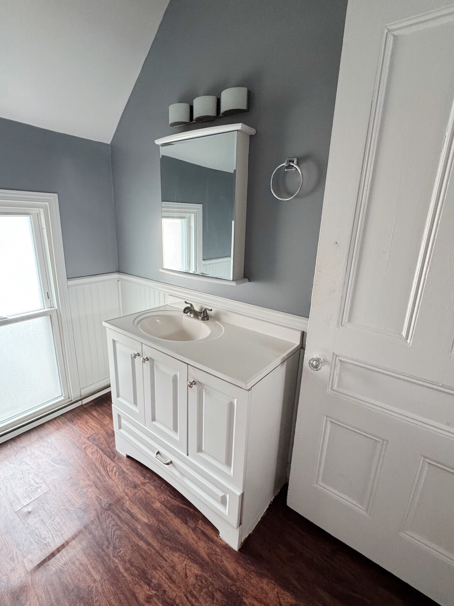 Building Photo - 158 Christiana St