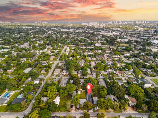 Building Photo - 1126 NW 4th Ave