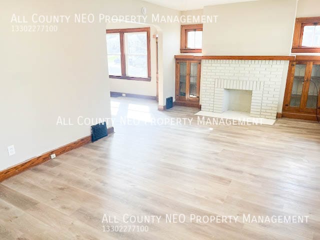 Building Photo - 3733 W 128th St