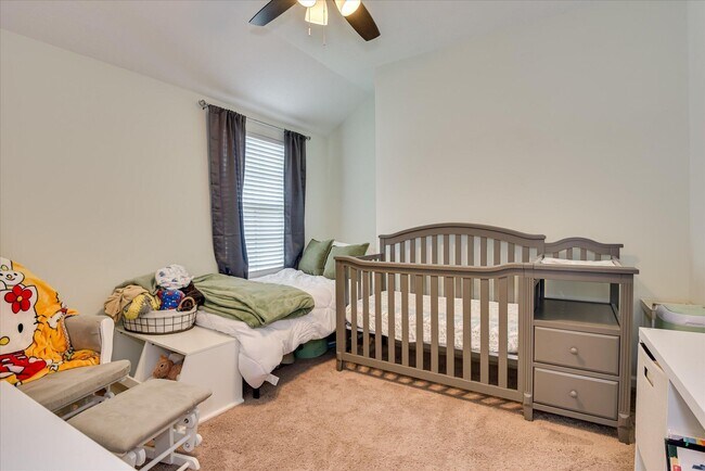 Building Photo - 1203 Belgrove Dr