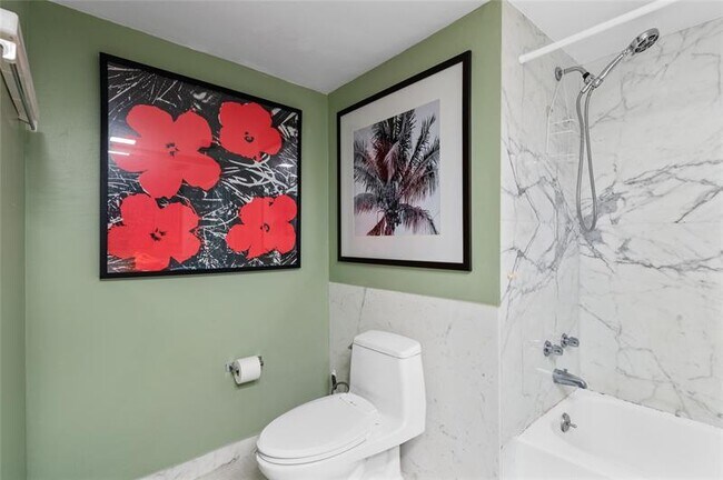 Building Photo - 3850 Galt Ocean Dr