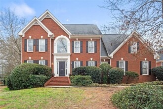 Building Photo - 1230 Oxford Dr SE