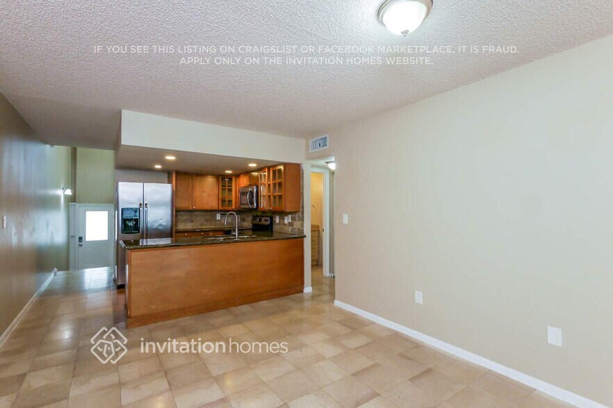 Building Photo - 8662 SW 154th Cir Pl
