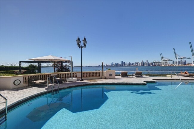 Building Photo - 5245 Fisher Island Dr