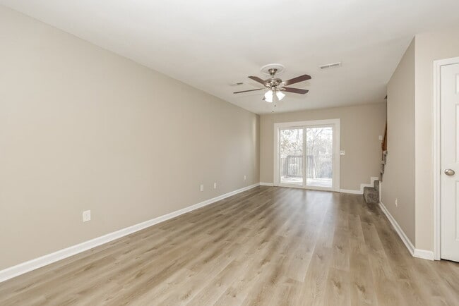 Building Photo - 141 Bill Stewart Blvd