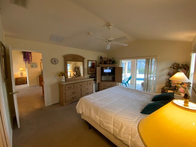 Building Photo - 562 Dolcetto Dr