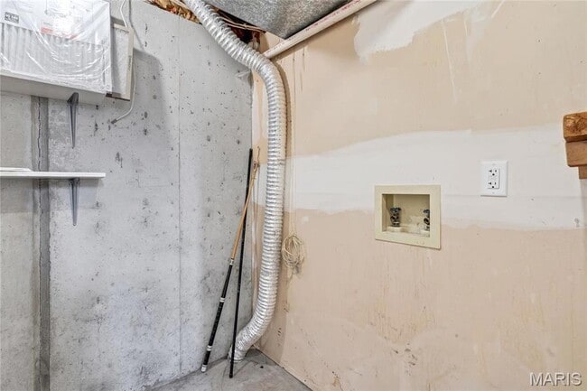 Building Photo - 802 Notre Dame Dr