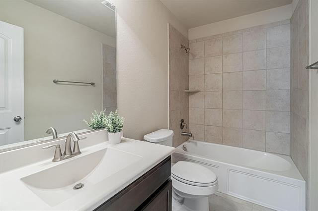 Building Photo - 5213 Texana Dr
