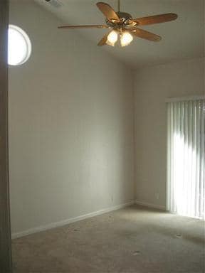 Building Photo - Spacious 3 Bedroom Home In North Chico! Attached Garage and Fenced Backyard PLUS Pet Friendly!