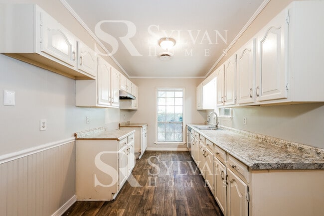 Building Photo - The Lifestyle You Deserve.