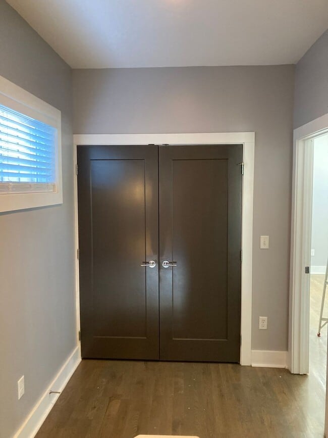 Building Photo - 1515 21st Ave N