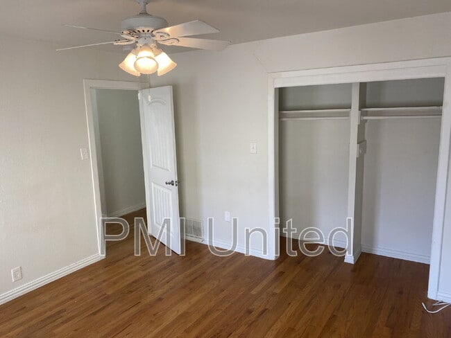 Building Photo - 510 Panhandle St