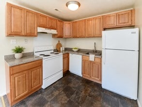 Building Photo - Westwood Gardens Apartment Homes