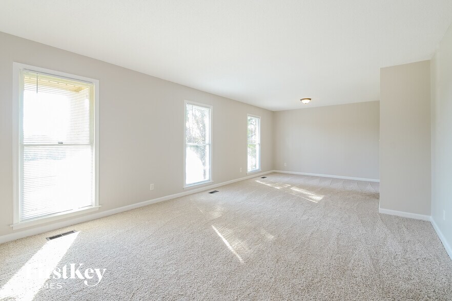 Building Photo - 1259 Huffman Rd