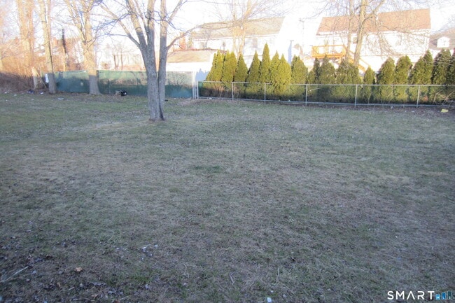 Building Photo - 26 Elmview Cir