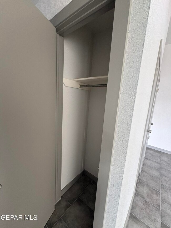 Building Photo - 11415 Sundrop Ct