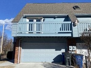 Building Photo - 9107 E 69th Pl