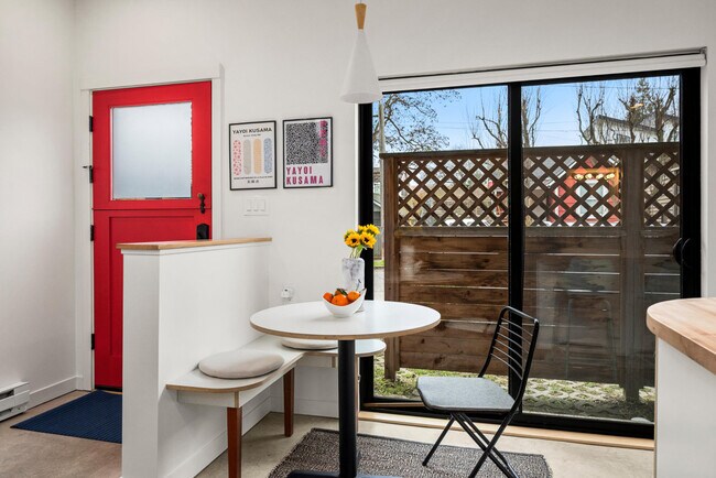 Building Photo - 6314 11th Ave NW