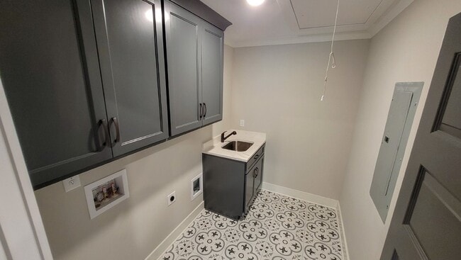 Building Photo - Single Bedroom Charmer