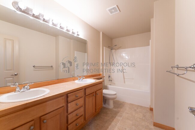 Building Photo - 20322 10th Ave W