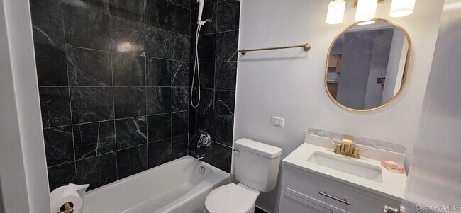 Building Photo - 3240 Netherland Ave