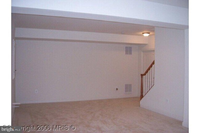 Building Photo - 15520 Tuxedo Ln