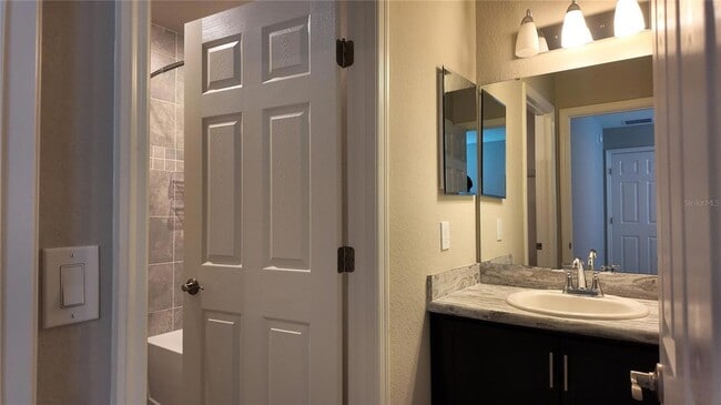 Building Photo - 445 Silverbell Trl